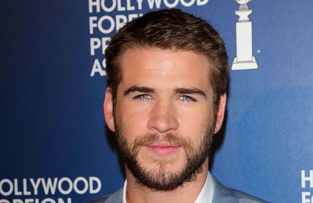 liam hemsworth textured caesar hair